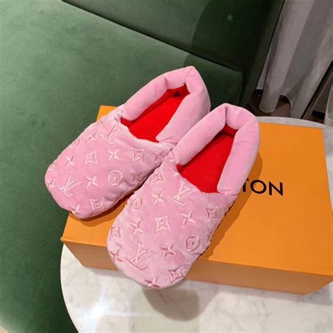 louis vuitton pink slippers fake|Louis Vuitton fluffy slippers.